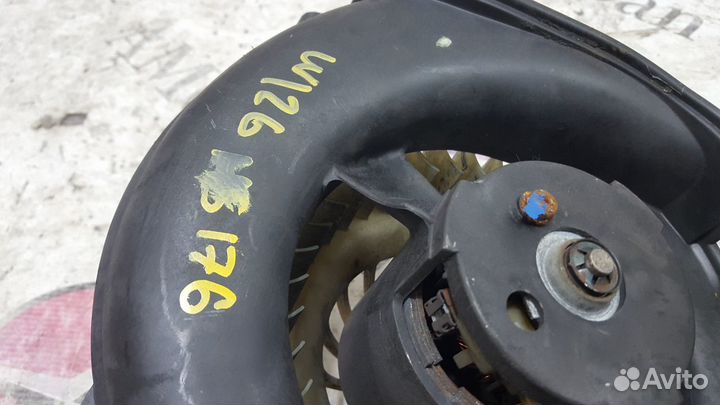 Мотор печки на Mercedes-Benz W126