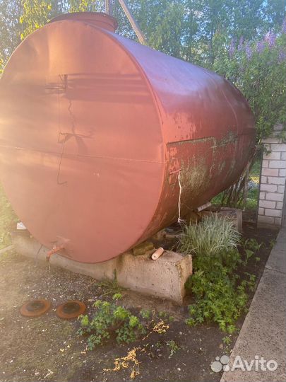 Ёмкость для воды 11кубов