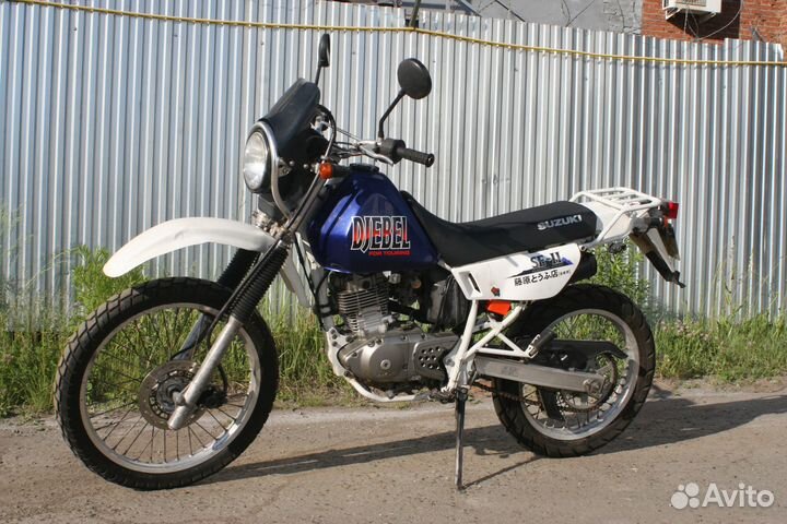 Suzuki Djebel 200