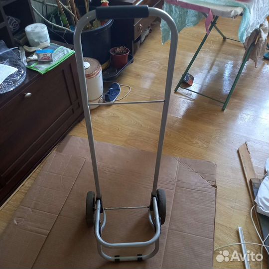 Продаются 2тележки.ф1,2,3 складная,ф4,5 с сумкой