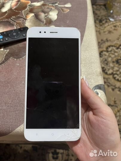 Xiaomi Mi A1 Android One, 4/64 ГБ