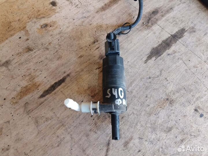 Насос омывателей фар Volvo S40