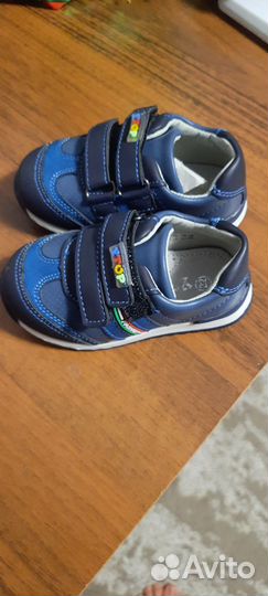 Кроссовкина мальчика 22