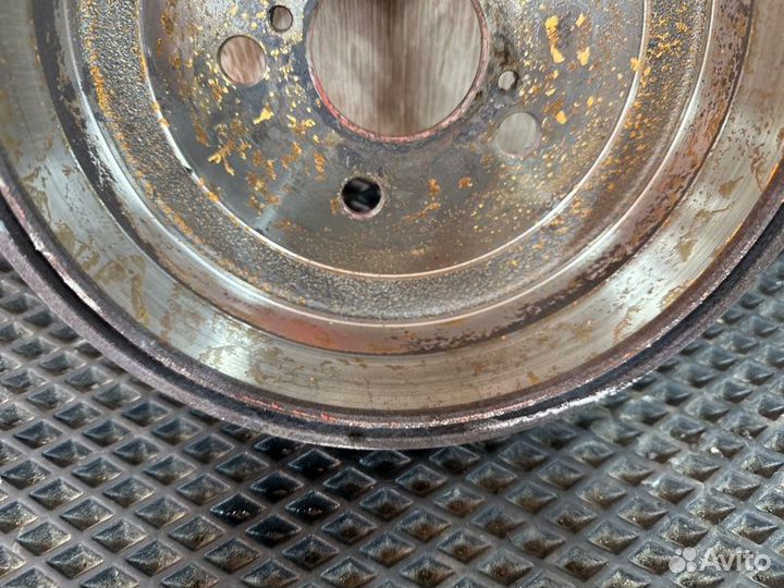 Барабан тормозной задний правый Toyota Caldina