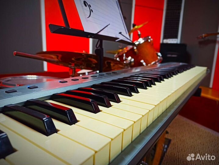 Песня в подарок, запись песни, студия звукозаписи