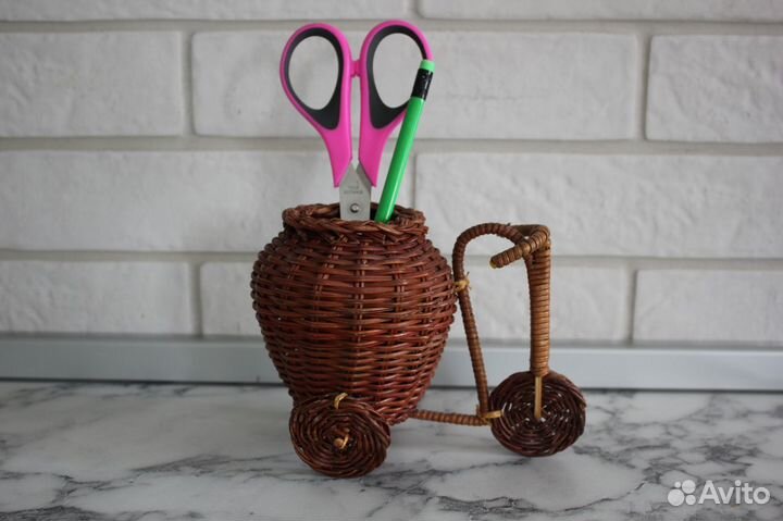 Ваза плетенная