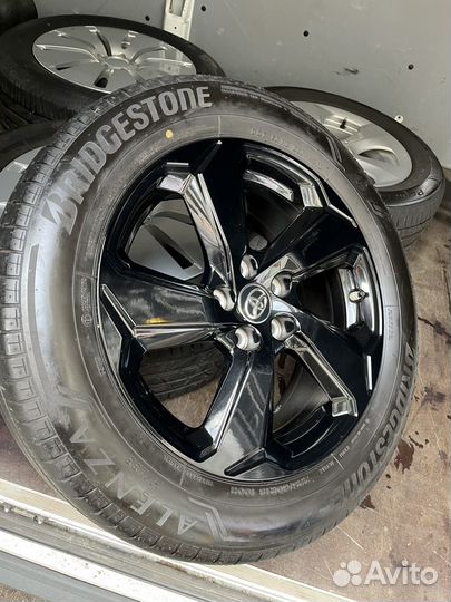 Колеса Toyota R18 оригинал Япония для RAV4