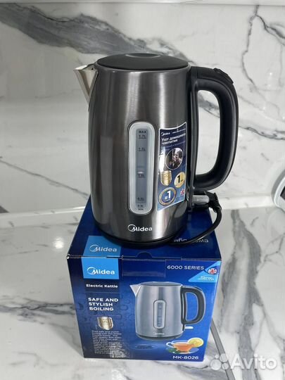 Чайник электрический Midea