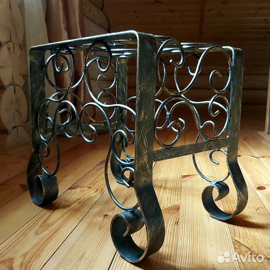 Кованый пуф