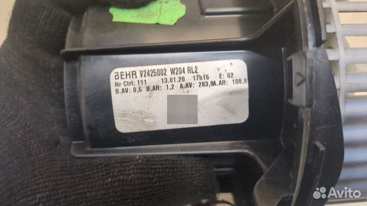 Двигатель отопителя Mercedes C W204, 2009