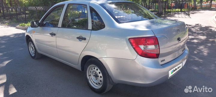 LADA Granta 1.6 МТ, 2012, 174 300 км