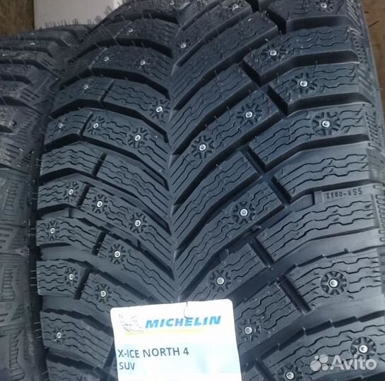 Michelin X-Ice North 4 SUV 235/65 R17 108T