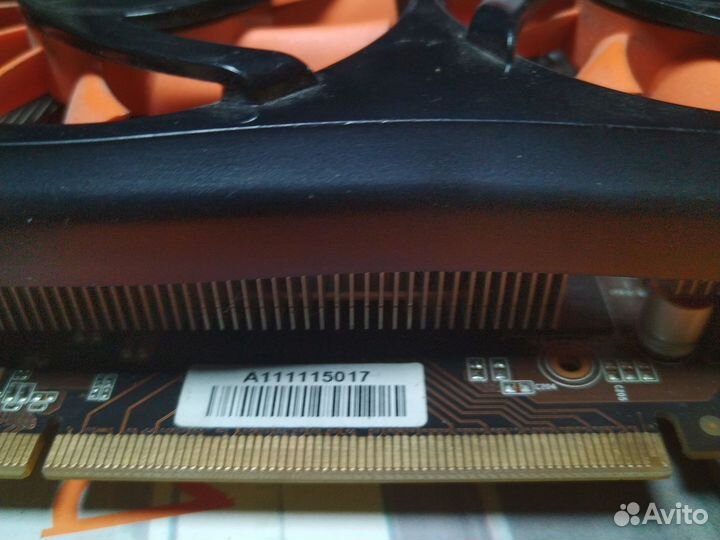 Видео карта GeForce GTX 560Ti на 2 GB