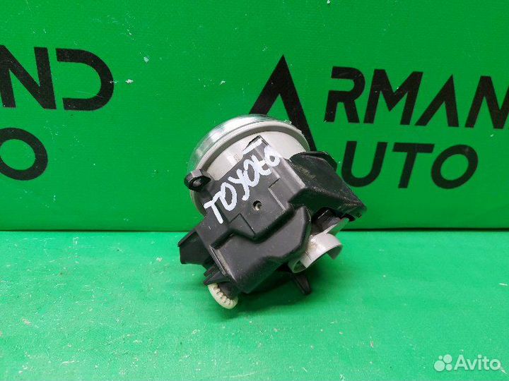 Птф правый Toyota Rav4 CA40 2012-2015