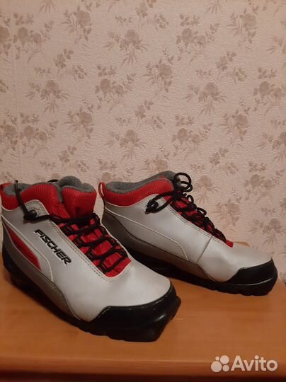 Лыжные ботинки fischer 37