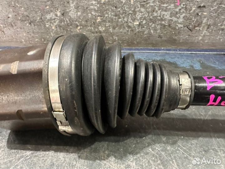 Привод передний левый Volkswagen Passat B6 BZB