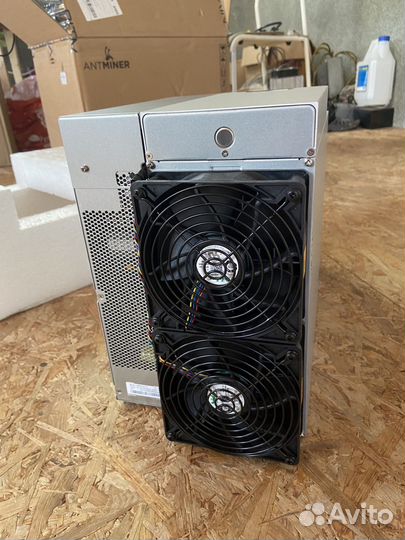 Antminer s19 90th новый