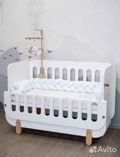 Детская кроватка +матрац+бортик