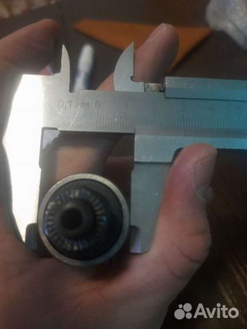 Оси на промышленых подшипниках