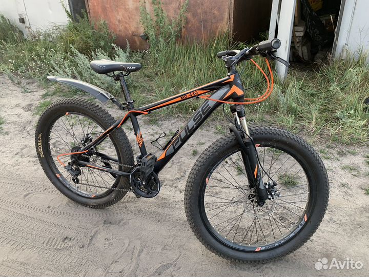 Велосипед с широкими колесами