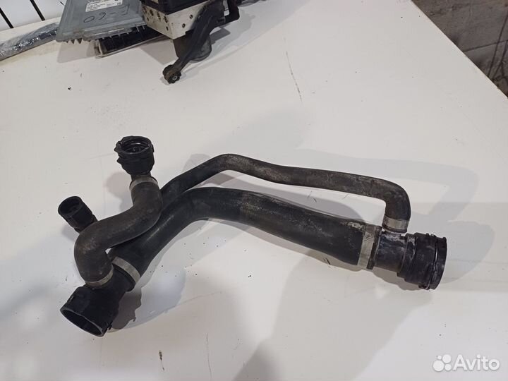 Патрубок охлаждения BMW5E60 3.0