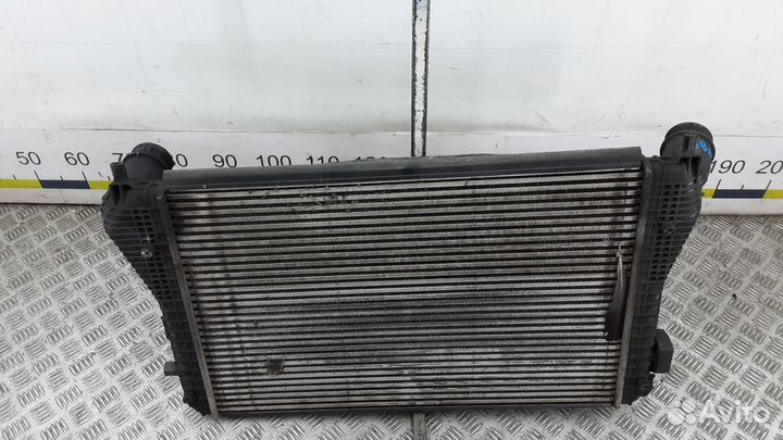 Радиатор интеркуллера на Skoda Octavia A5