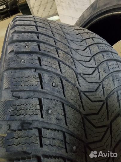 Michelin X-Ice North 3 245/45 R19 и 275/40 R19