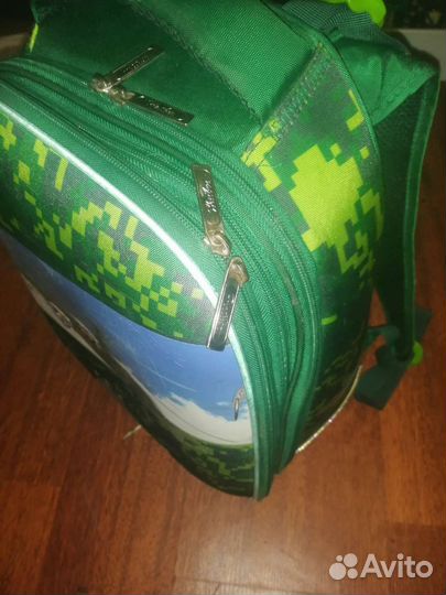 Школьный рюкзак