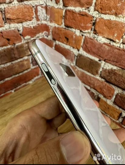 Samsung Galaxy S10e, 6/128 ГБ