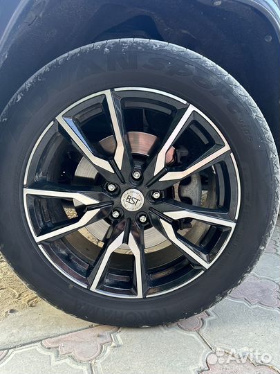 Yokohama Advan Sport V105 265/50 R20