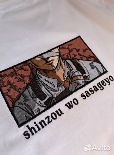 Футболка с вышивкой