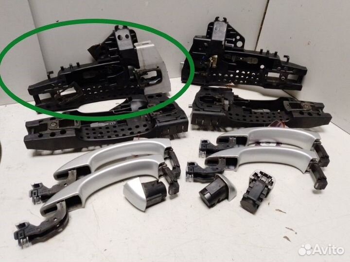 Кронштейн ручки Audi A4 B8 2007-2015