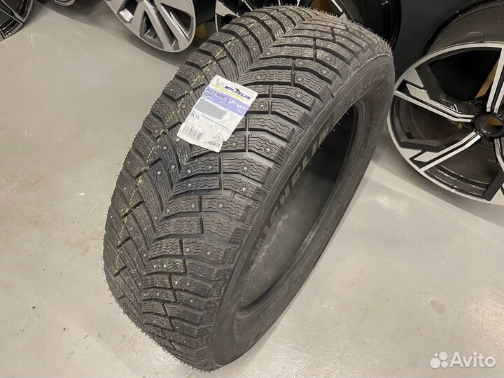 Michelin X-Ice North 4 235/60 R17 106T