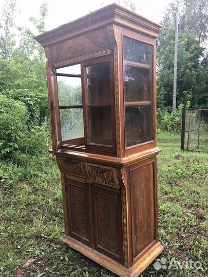 Буфеты и серванты старинные