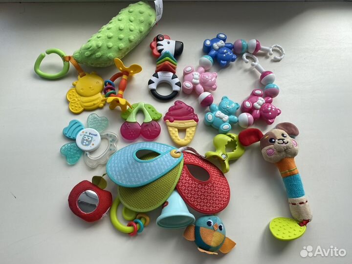 Игрушки tiny love, fisher price, chicco, pigeon
