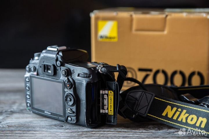 Nikon D7000