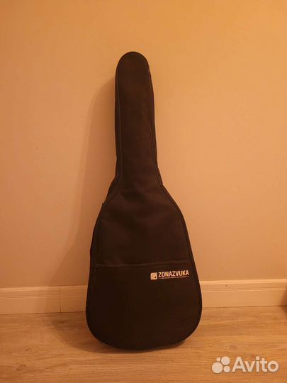 Гитара Yamaha c40 с чехлом и настройщиком