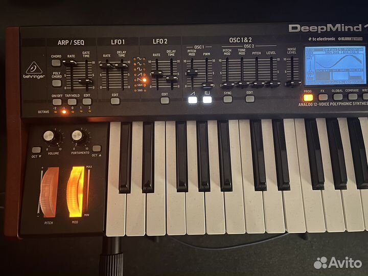 Behringer deepmind 12