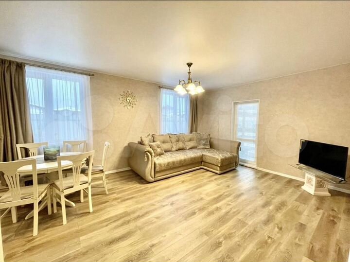 Дом 137 м² на участке 8 сот.