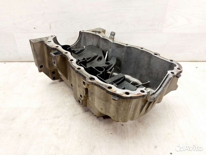 Поддон двигателя Renault Megane/Scenic 8200318813