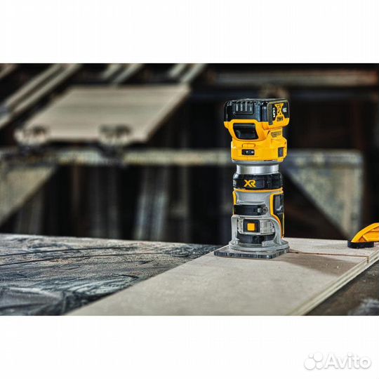 DeWalt DCW600 - Фрезер 20V