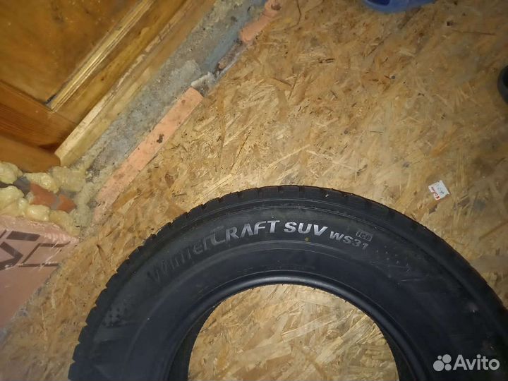 Kumho WinterCraft SUV Ice WS31 235/70 R16 106T