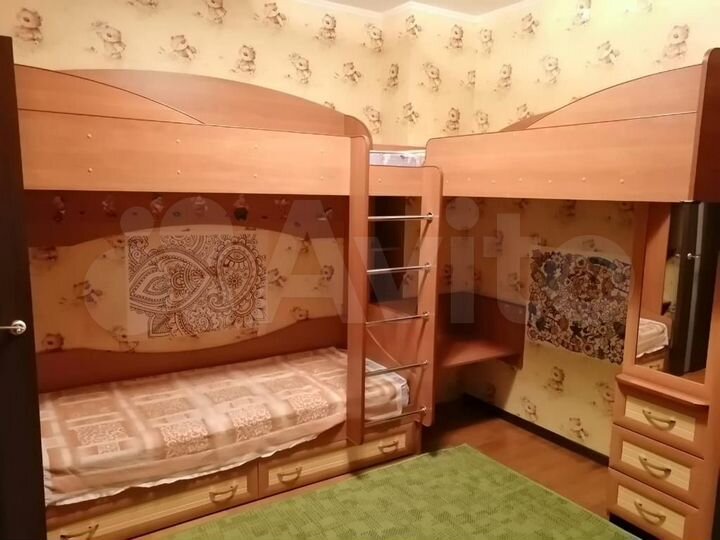 3-к. квартира, 72 м², 2/15 эт.