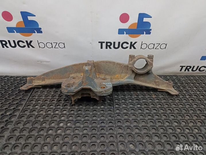 1778751 Кронштейн пневморессоры правый