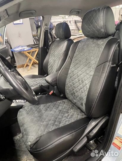 Чехлы на Toyota Corolla Алькантара ромб Автопилот