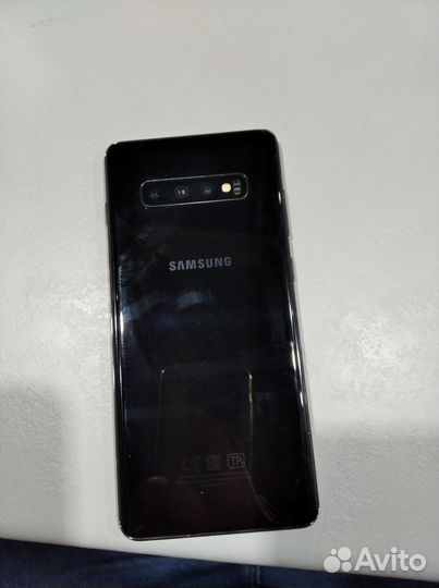 Samsung Galaxy S10+, 8/128 ГБ