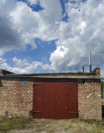 Гараж, > 30 м²