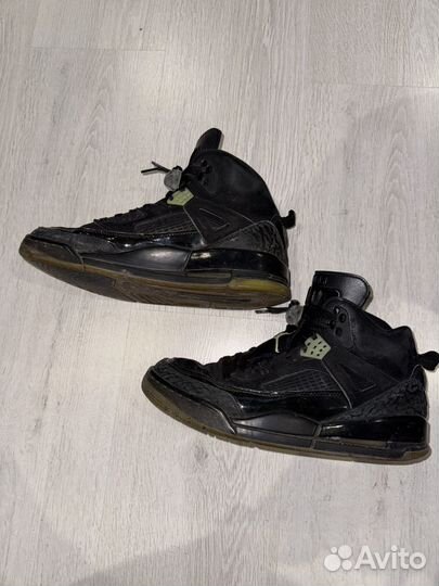 Кроссовки nike air jordan размер 42