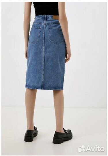 Юбка джинсовая с разрезом размер М