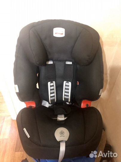 Детское автомобильное кресло